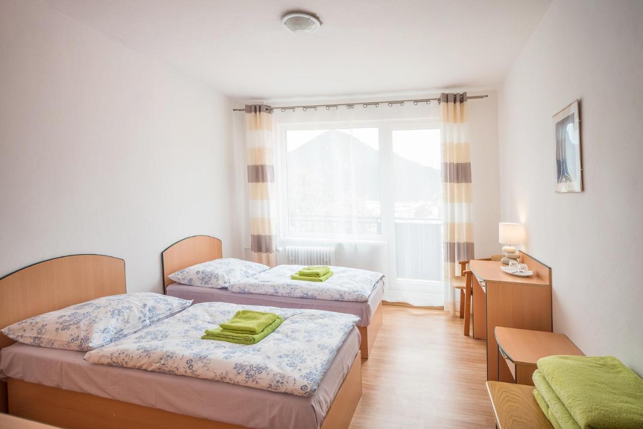 Motel Hybadlo Liptovský Hrádok Esterno foto